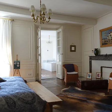 Crone Πανσιόν